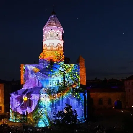 בית נופש Moulin A Vent Restaure Avec Vue Sur La Campagne - Fr-1-582-221 Ally (Haute-Loire)