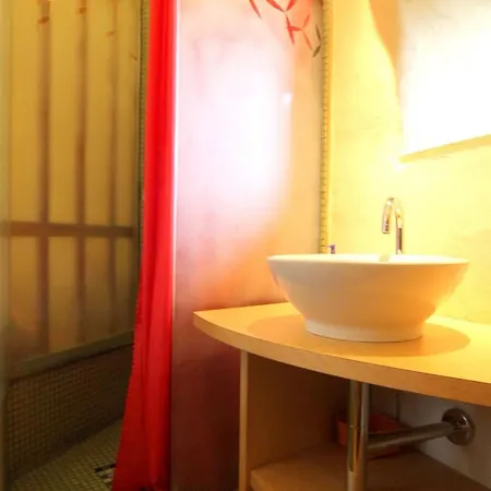 Moulin A Vent Restaure Avec Vue Sur La Campagne - Fr-1-582-221 *